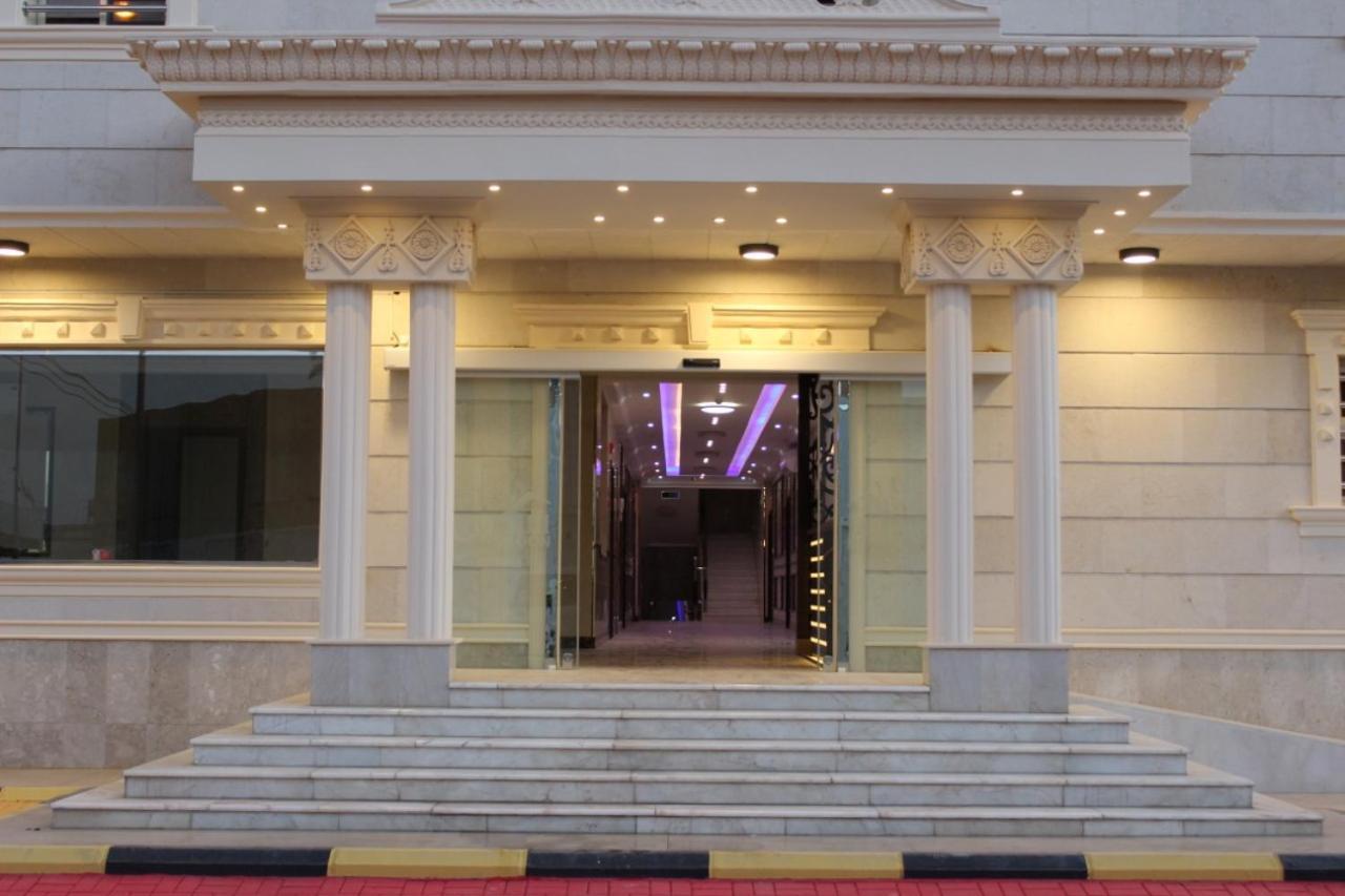 Skoon Hotel Apartments Наджран Екстериор снимка