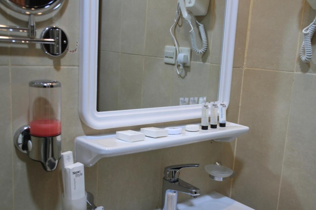 Skoon Hotel Apartments Наджран Екстериор снимка